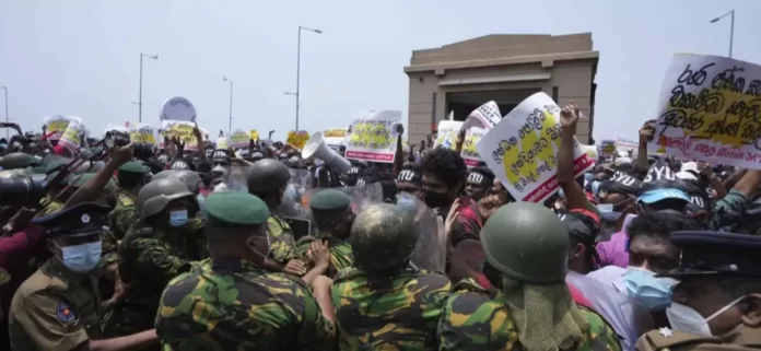 Protest outside President's residence against inflation